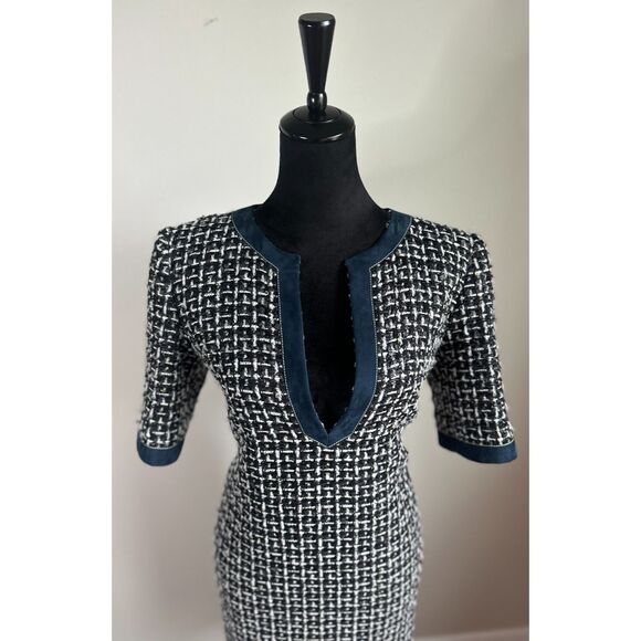 AUTHENTIC CHANEL 17A BLUE GREEN WHITE MULTICOLOR TWEED SUEDE LEATHER DRESS 38 - Picture 5 of 16